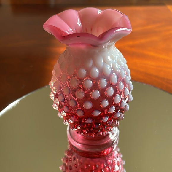 Fenton Cranberry Opalescent mini bud vase - Picture 7 of 7